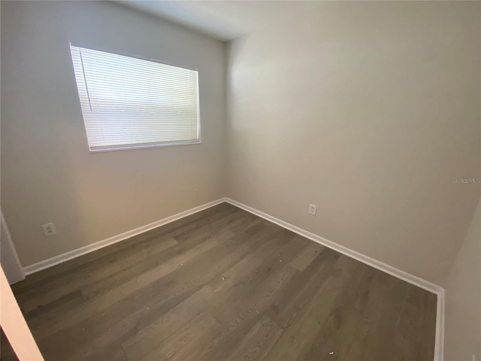 Image 22 of 23 For 10202 27th Street