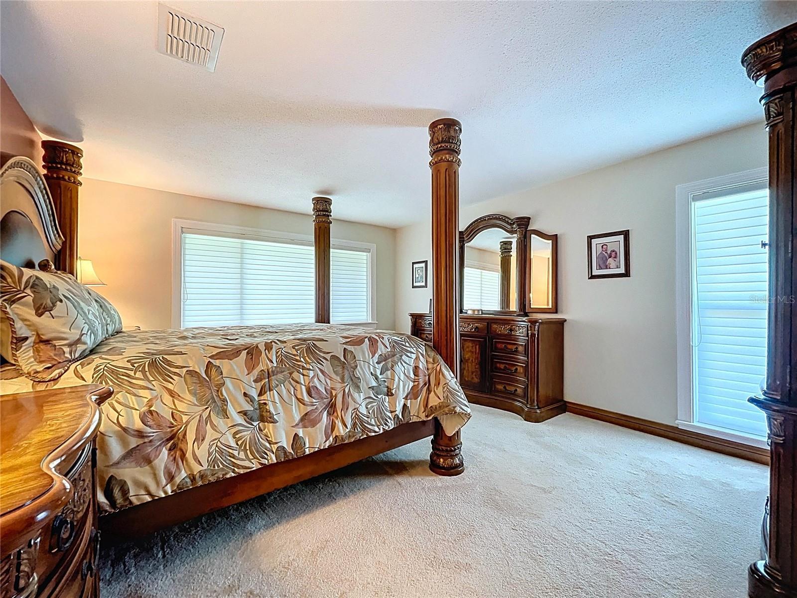 Listing photo id 24 for 11141 Carla Drive