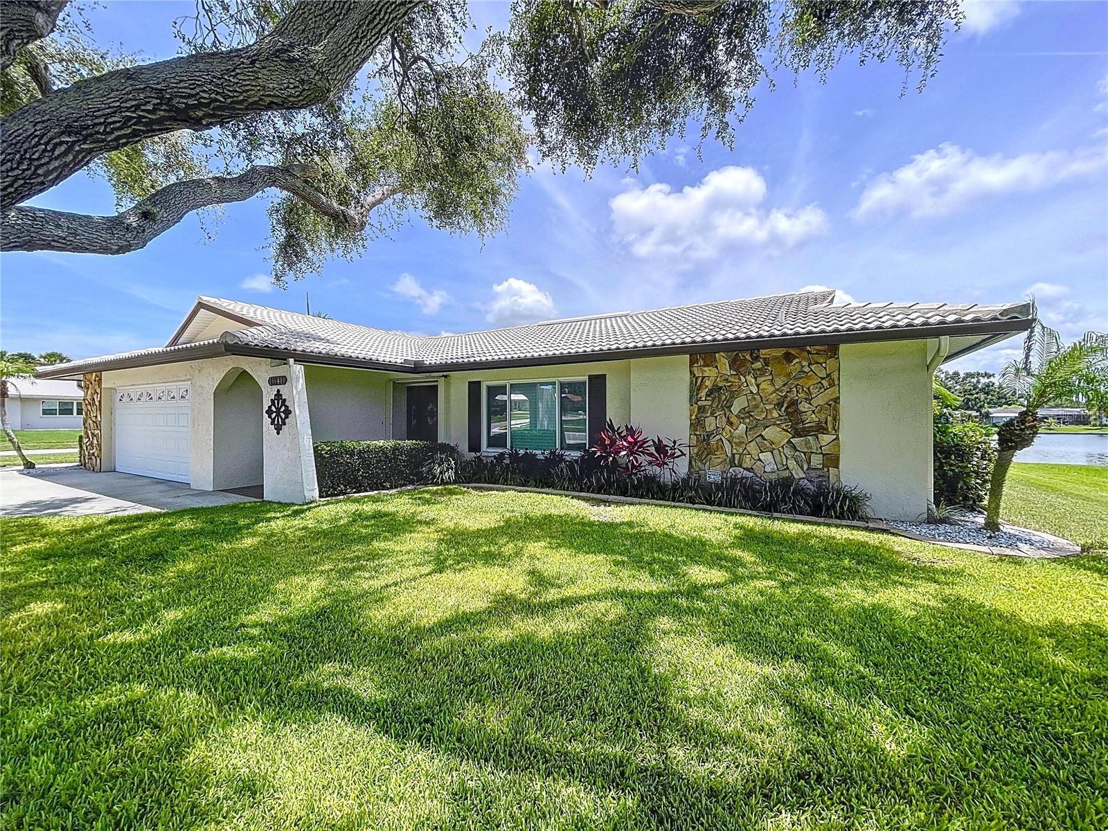 Listing photo id 44 for 11141 Carla Drive