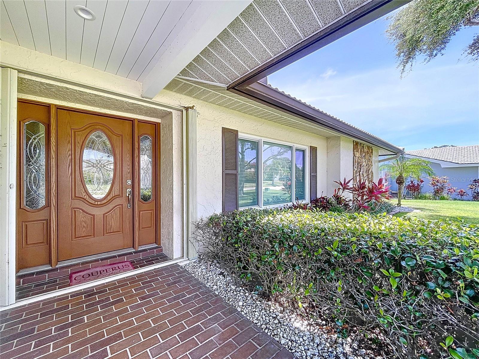 Listing photo id 3 for 11141 Carla Drive