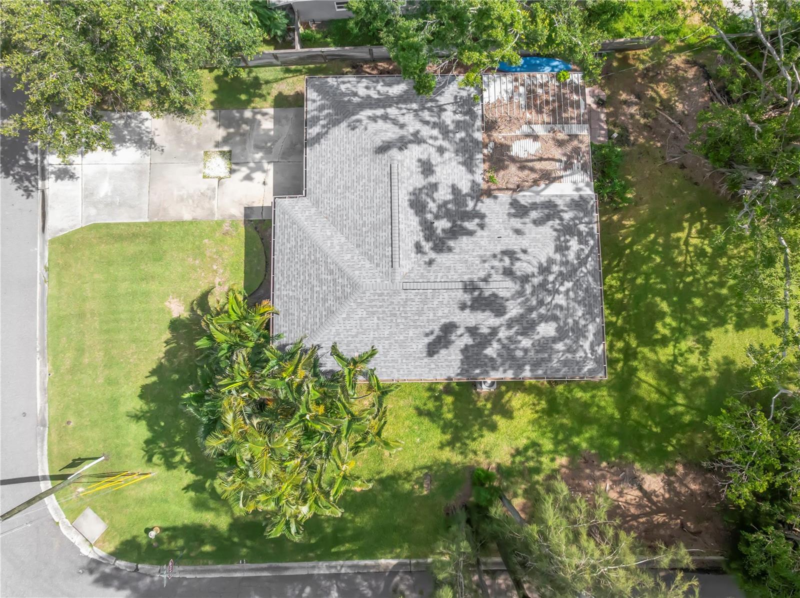 Image 27 of 31 For 8431 Riverside Drive Ne