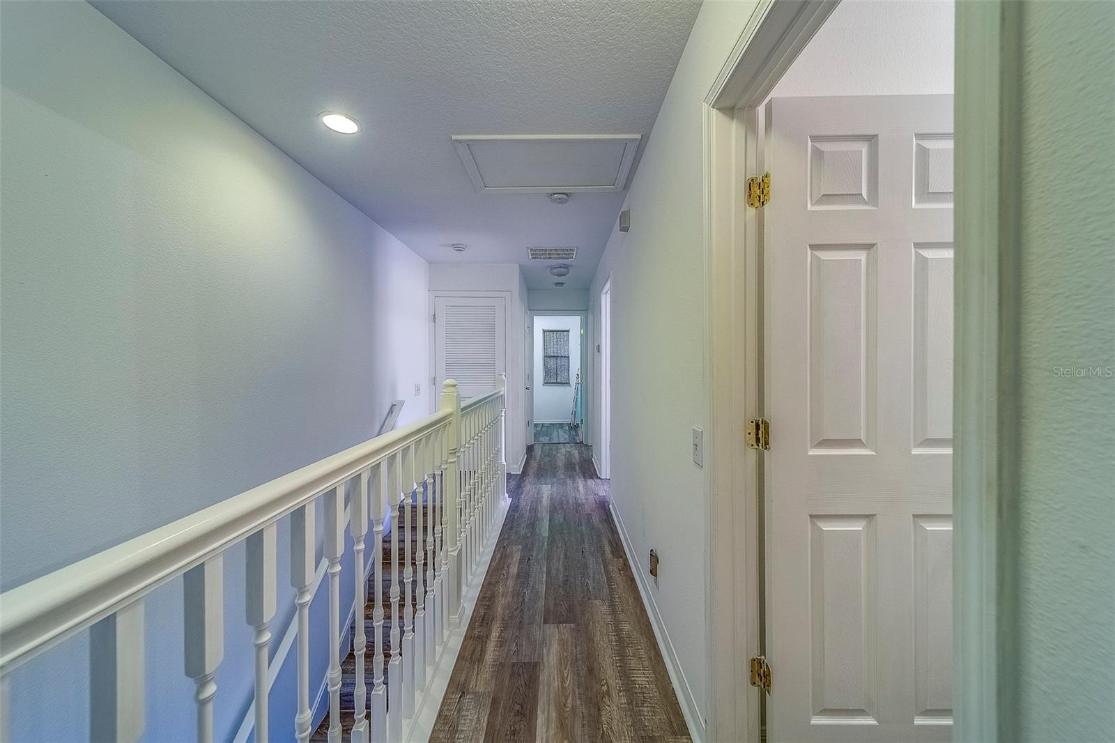 Listing photo id 19 for 2564 Hidden Cove Lane