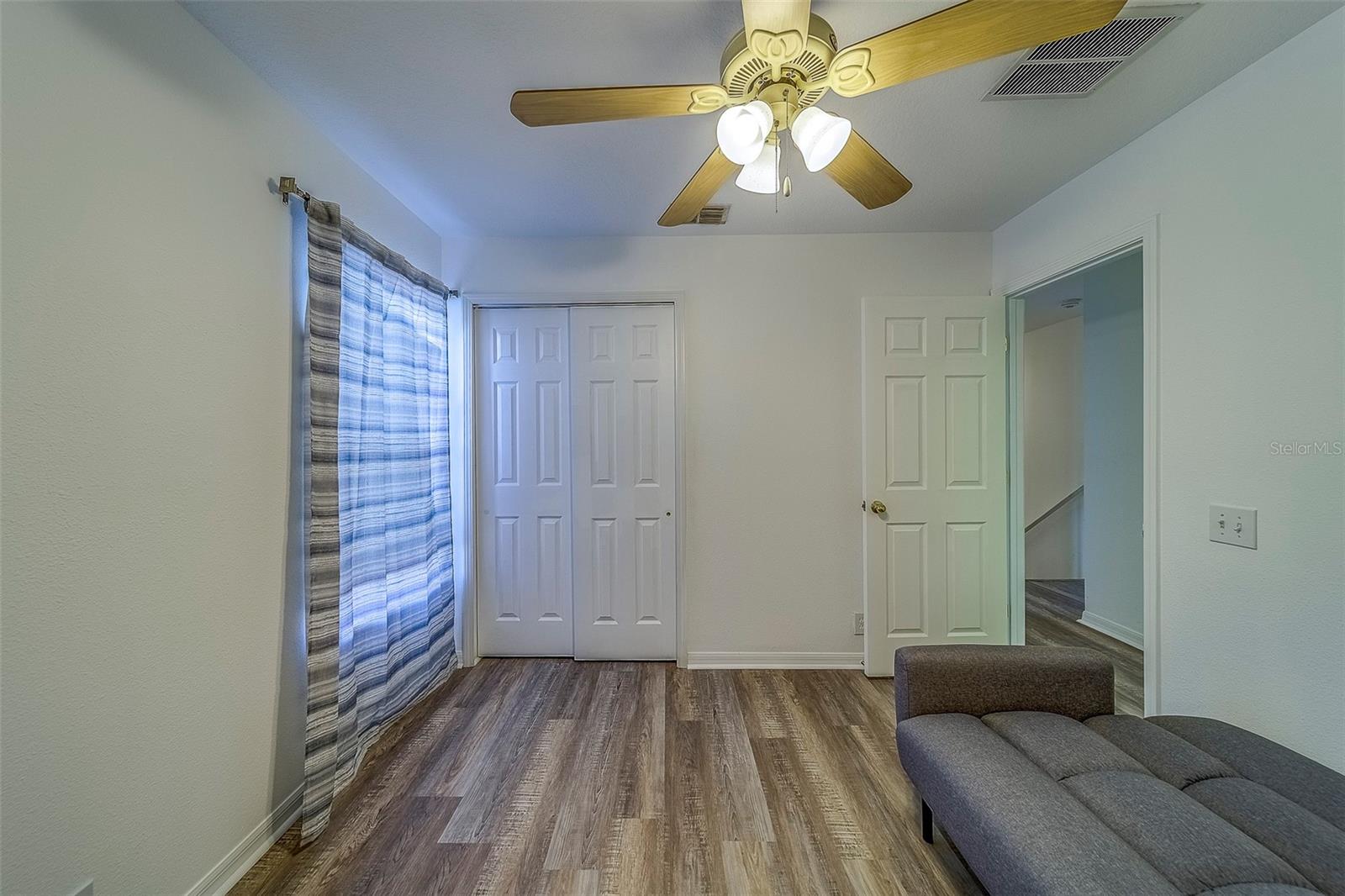 Listing photo id 33 for 2564 Hidden Cove Lane