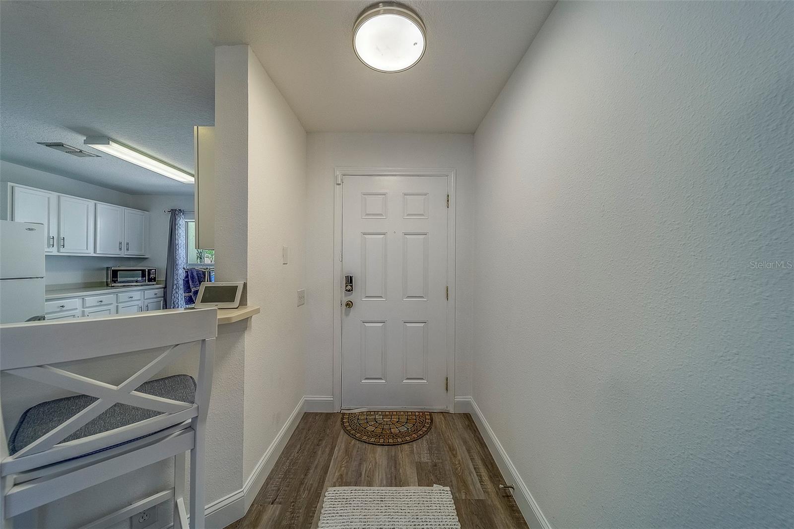 Listing photo id 3 for 2564 Hidden Cove Lane