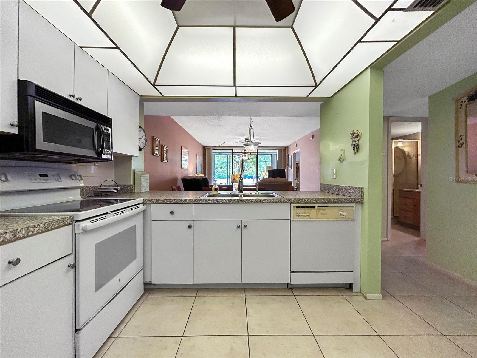 Image 11 of 40 For 14130 Rosemary Lane 6101
