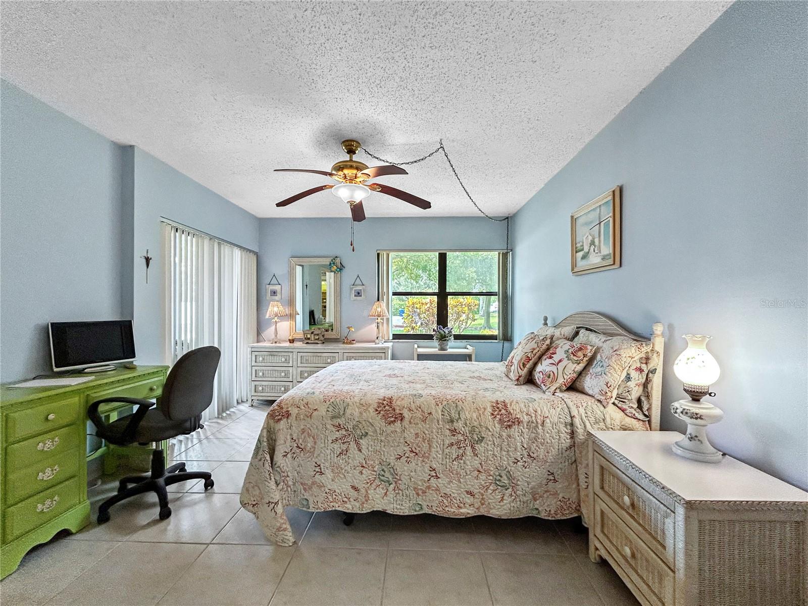 Image 13 of 40 For 14130 Rosemary Lane 6101
