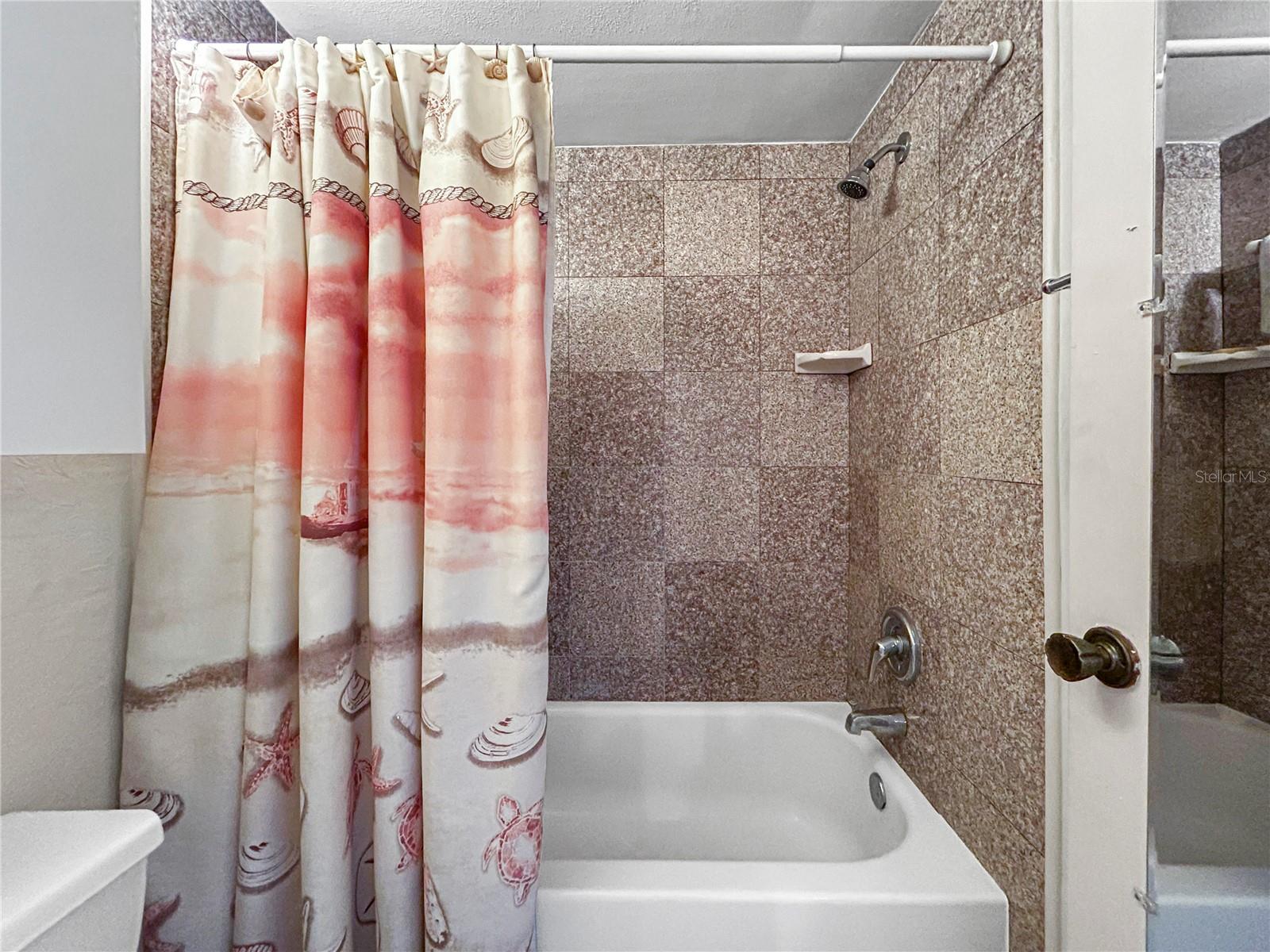 Image 19 of 40 For 14130 Rosemary Lane 6101