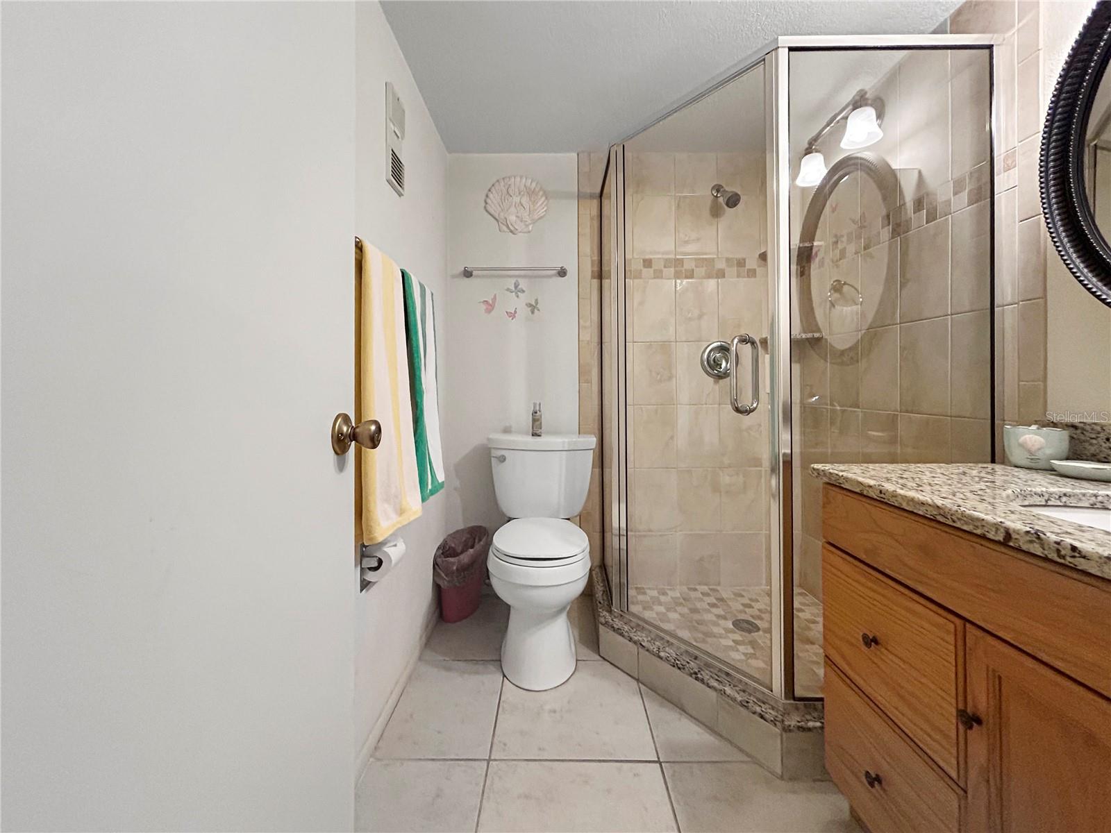 Image 27 of 40 For 14130 Rosemary Lane 6101