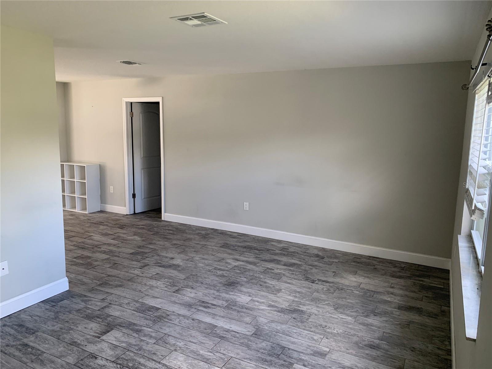 Image 14 of 28 For 10440 Gatling Street