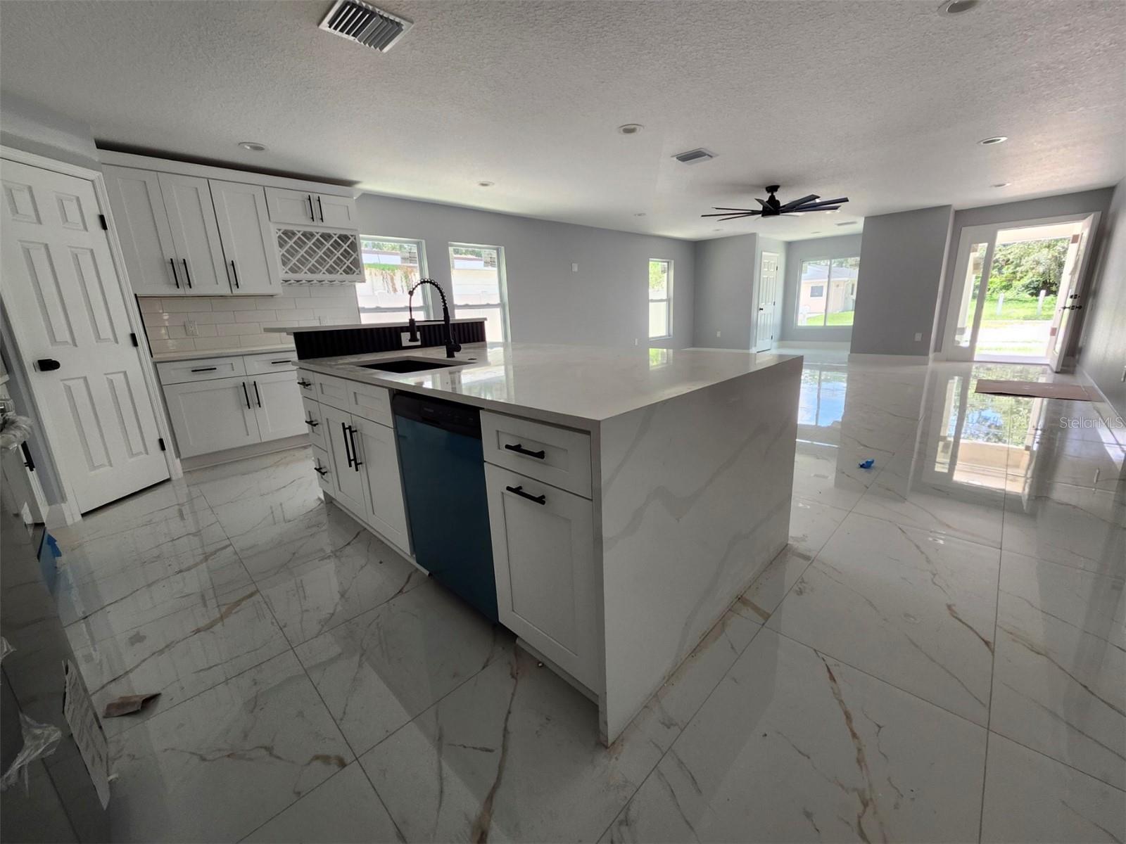Image 10 of 19 For 2615 38th Avenue