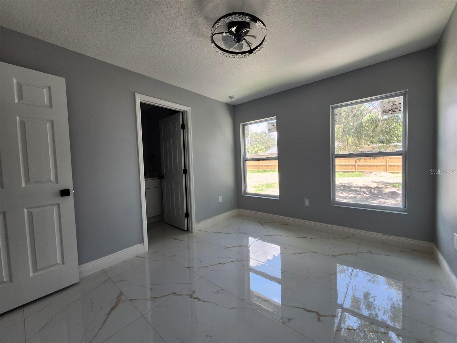 Image 11 of 19 For 2615 38th Avenue