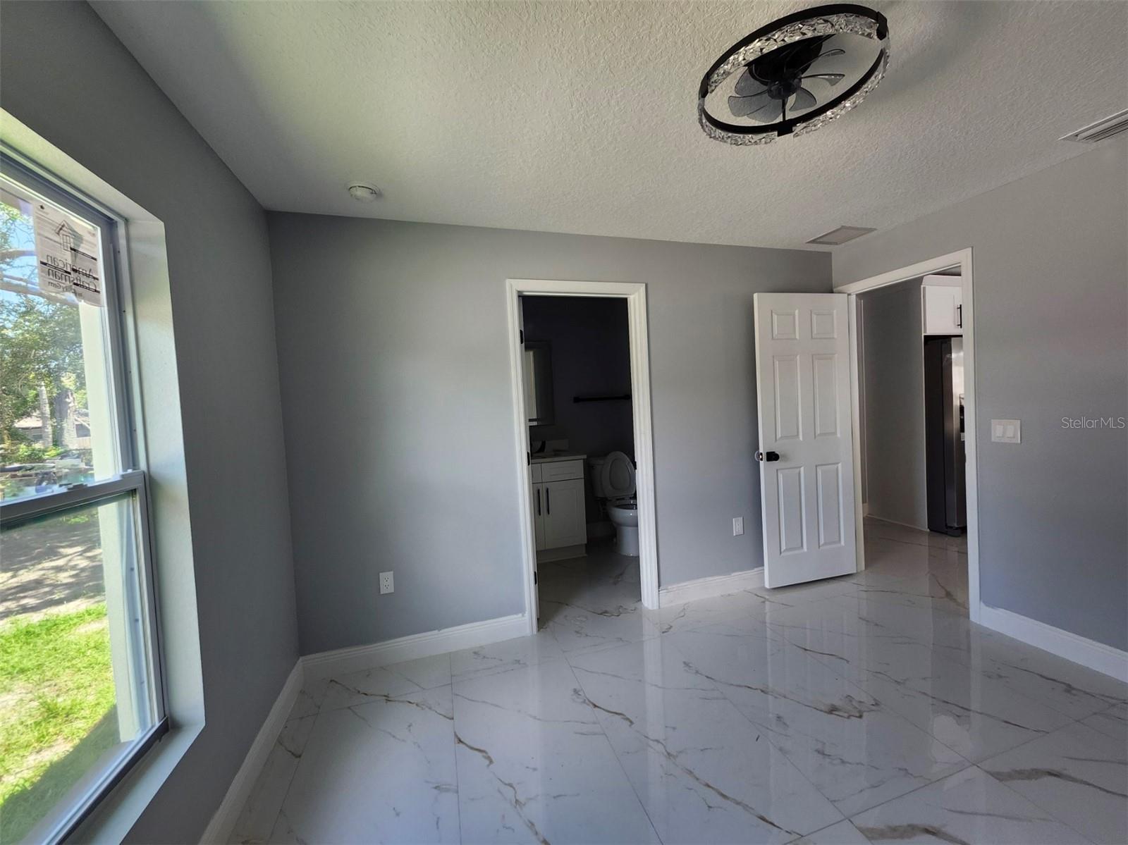 Image 8 of 19 For 2615 38th Avenue