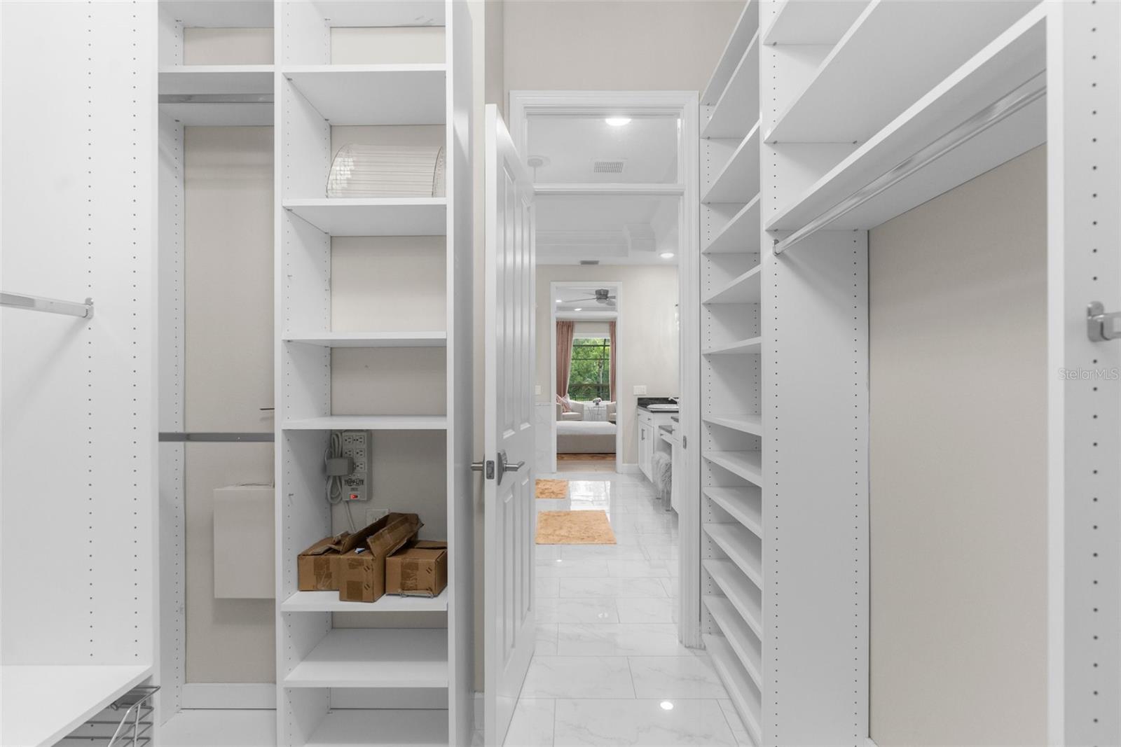Image 27 of 52 For 14705 Castelletto Drive