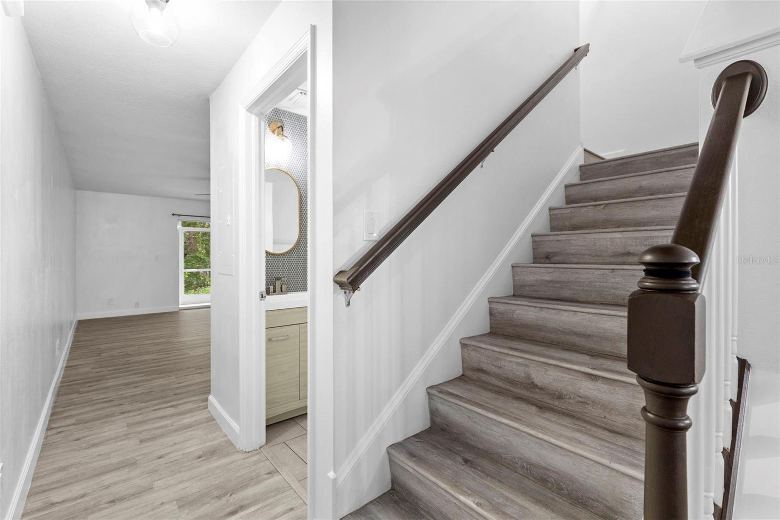 Image 10 of 28 For 9434 Charlesberg Drive