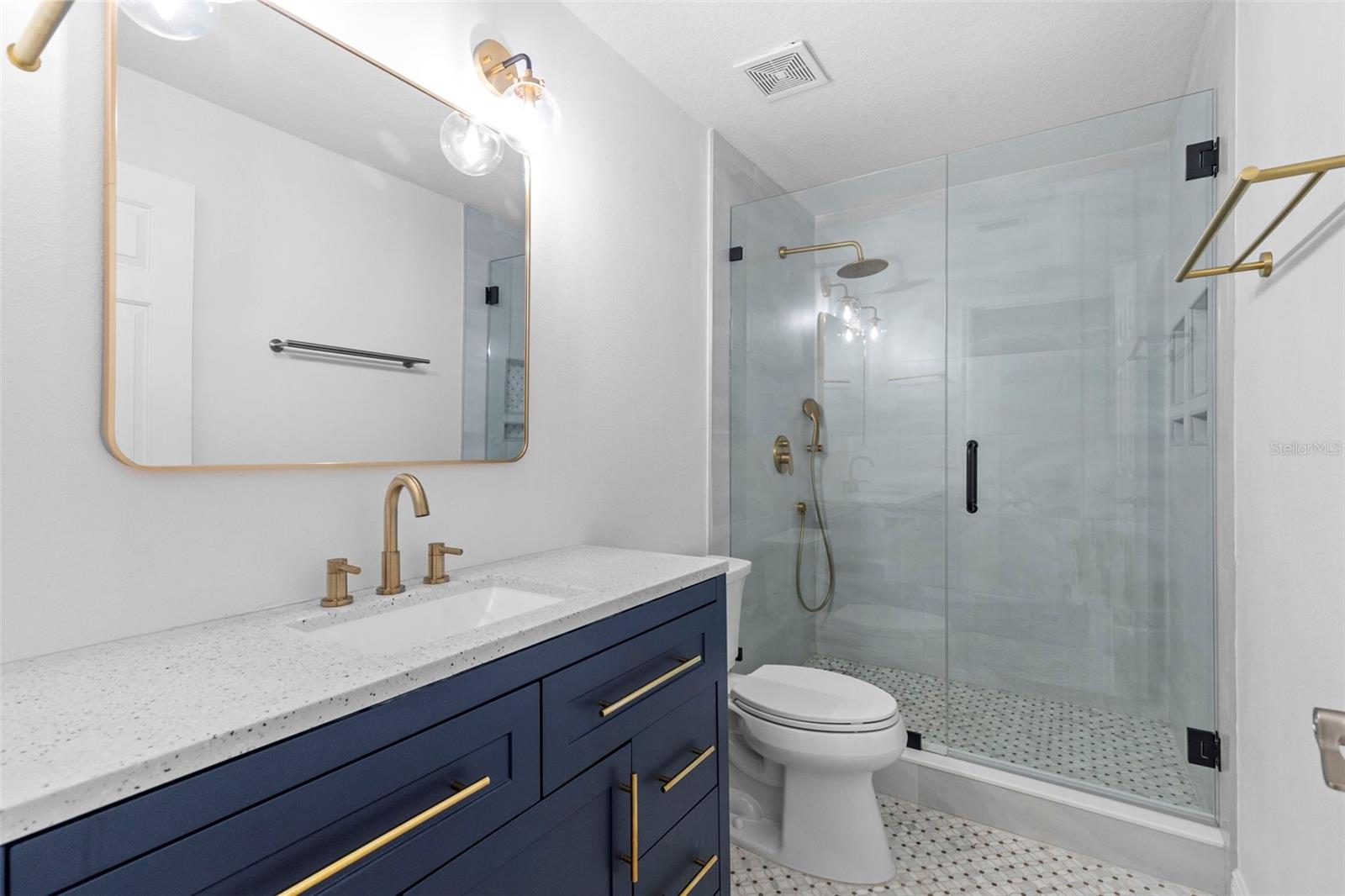 Image 18 of 28 For 9434 Charlesberg Drive