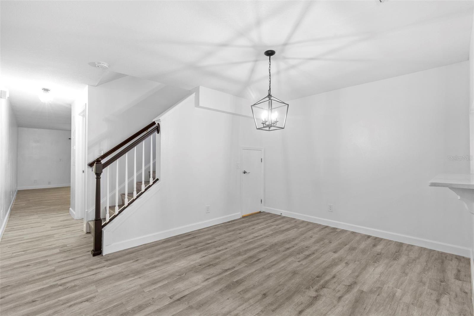 Image 8 of 28 For 9434 Charlesberg Drive