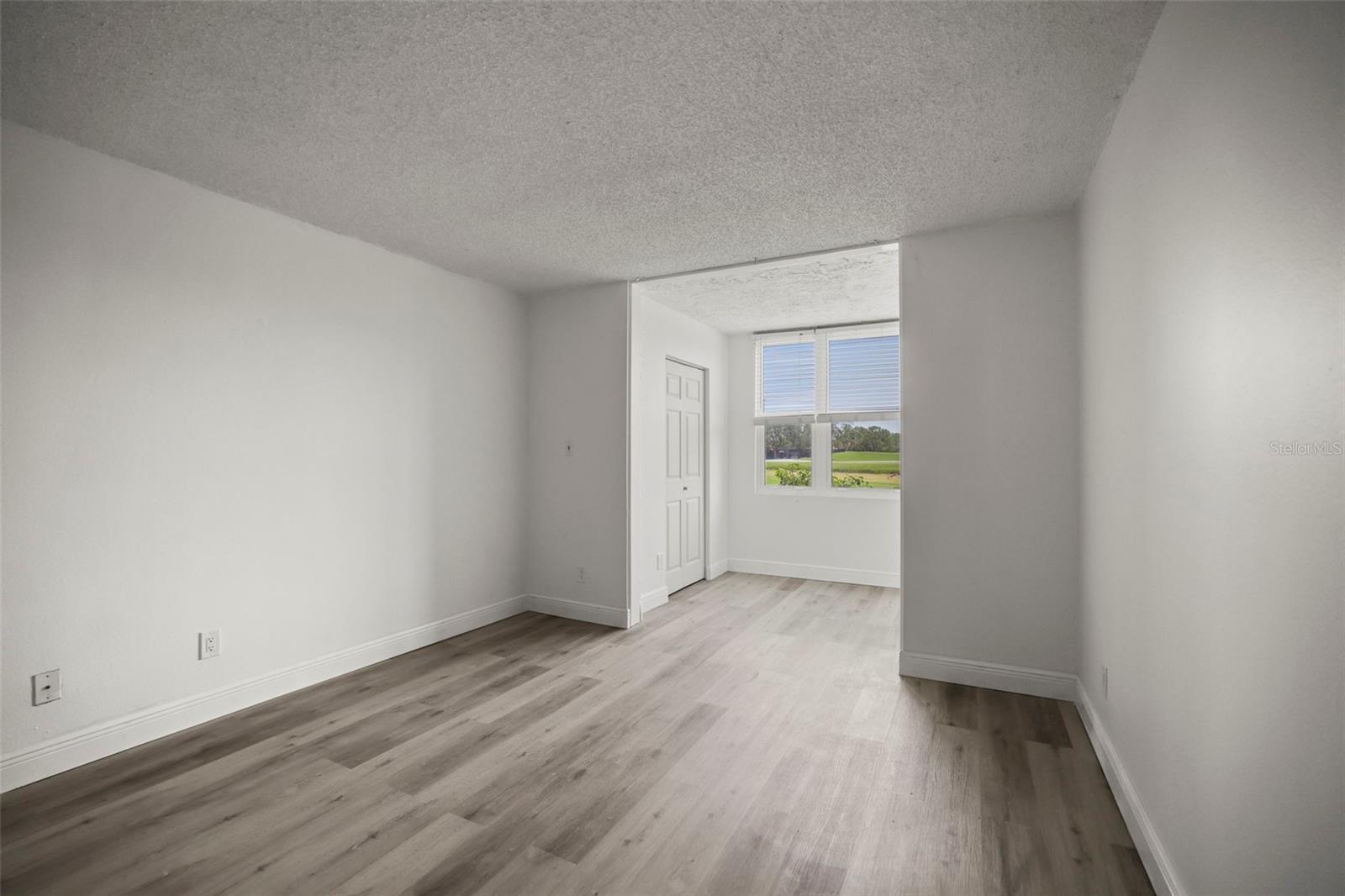Image 27 of 49 For 1901 Oyster Catcher Lane 814