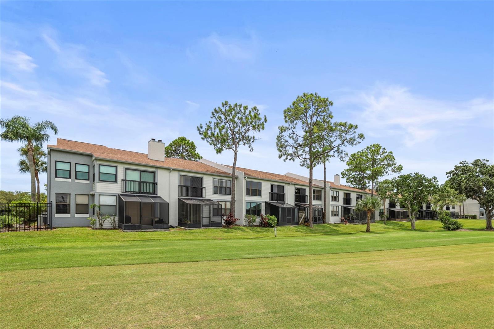 Image 3 of 49 For 1901 Oyster Catcher Lane 814
