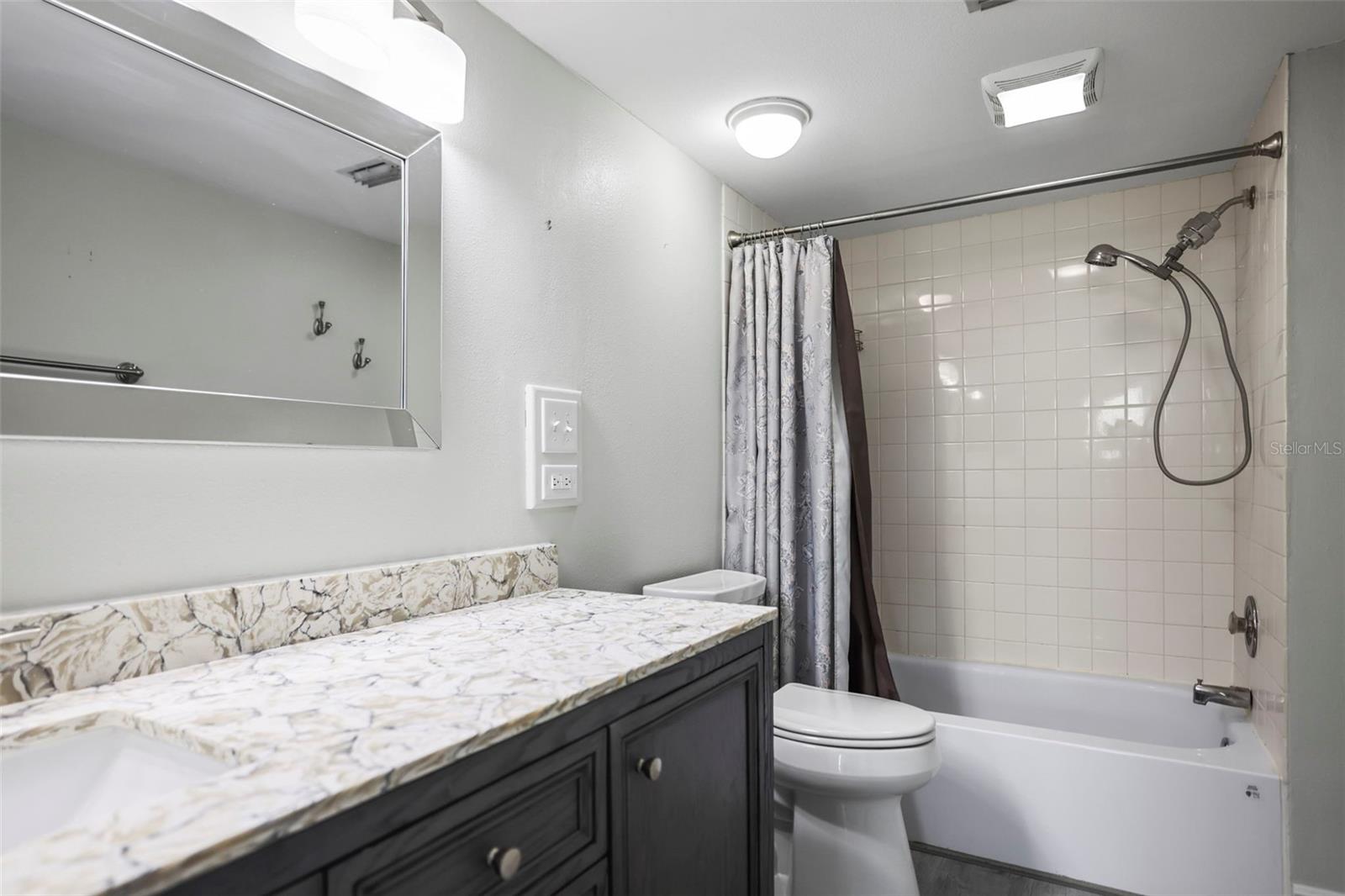 Image 31 of 49 For 1901 Oyster Catcher Lane 814