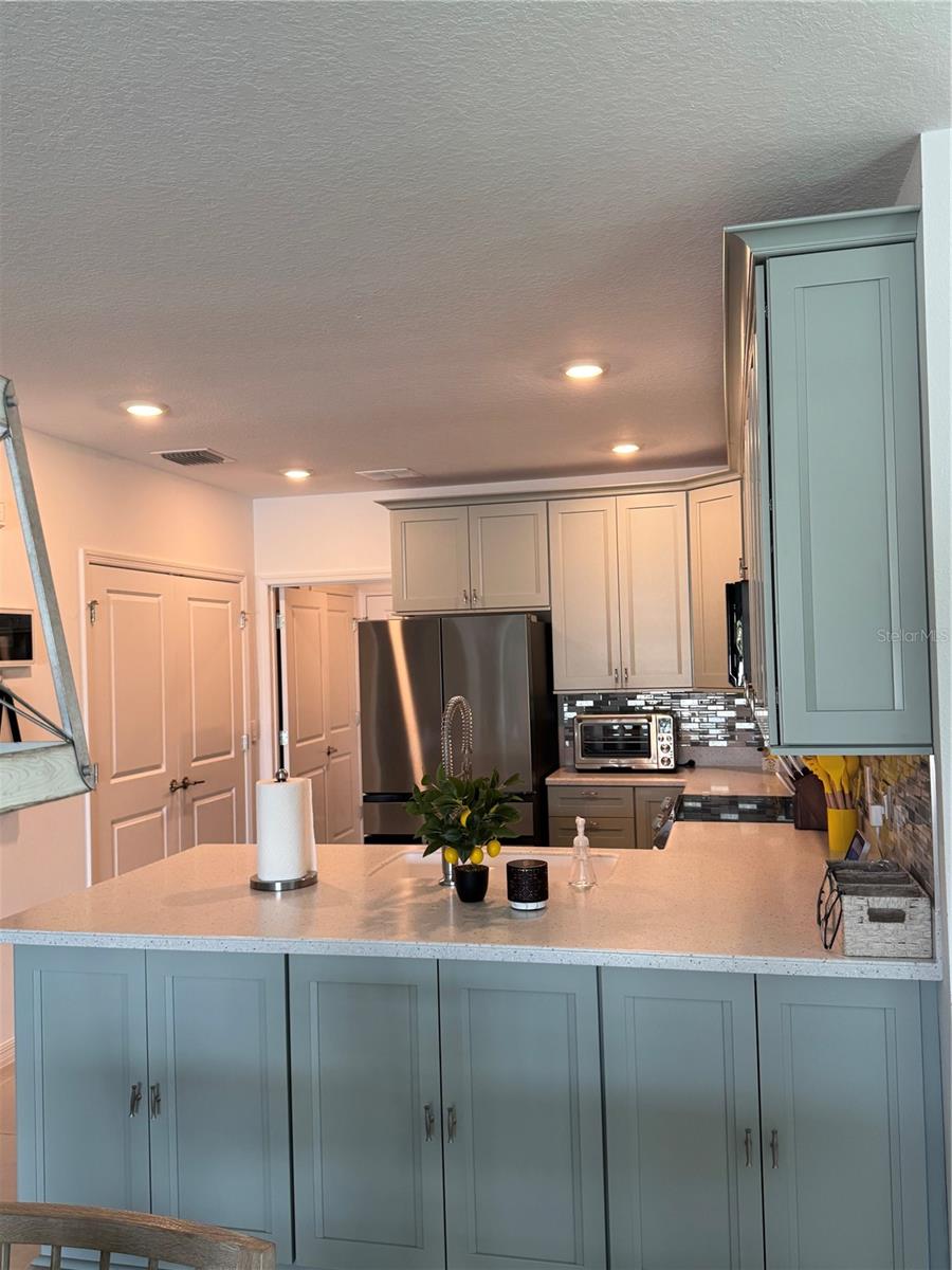 Image 5 of 32 For 11240 Fieldstone Drive