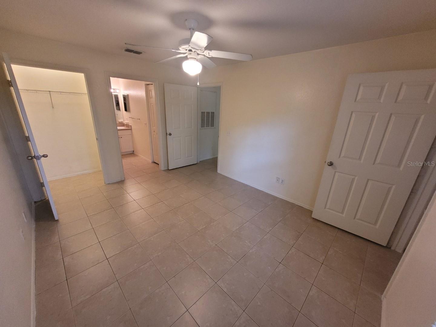 Image 18 of 45 For 36101 Deer Creek Drive 104