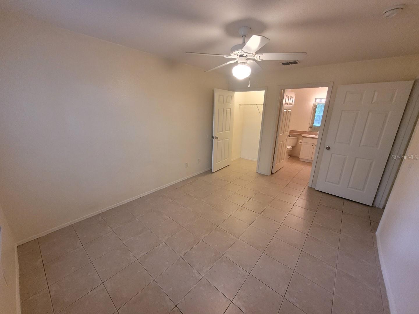 Image 19 of 45 For 36101 Deer Creek Drive 104