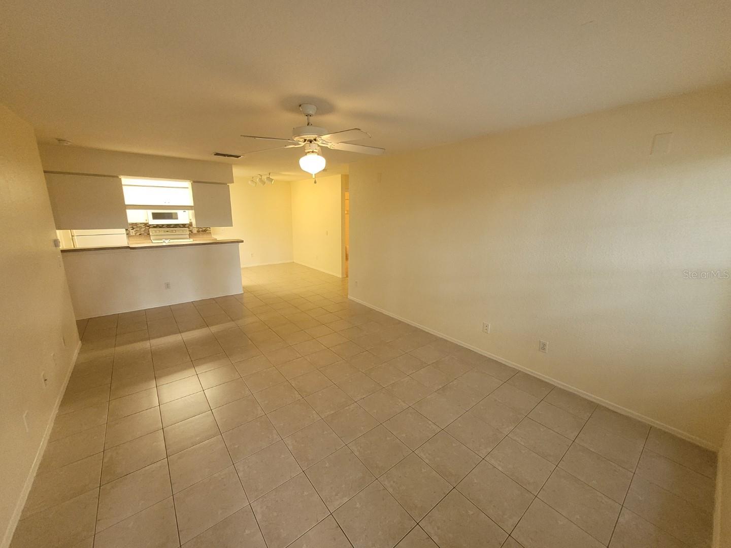 Image 5 of 45 For 36101 Deer Creek Drive 104