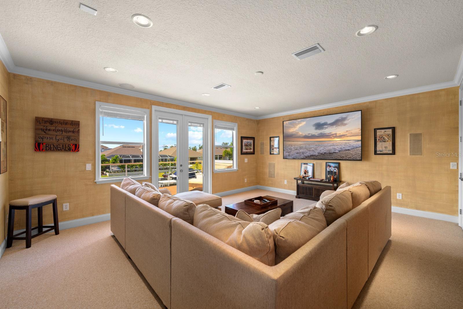Image 24 of 45 For 703 Islebay Drive