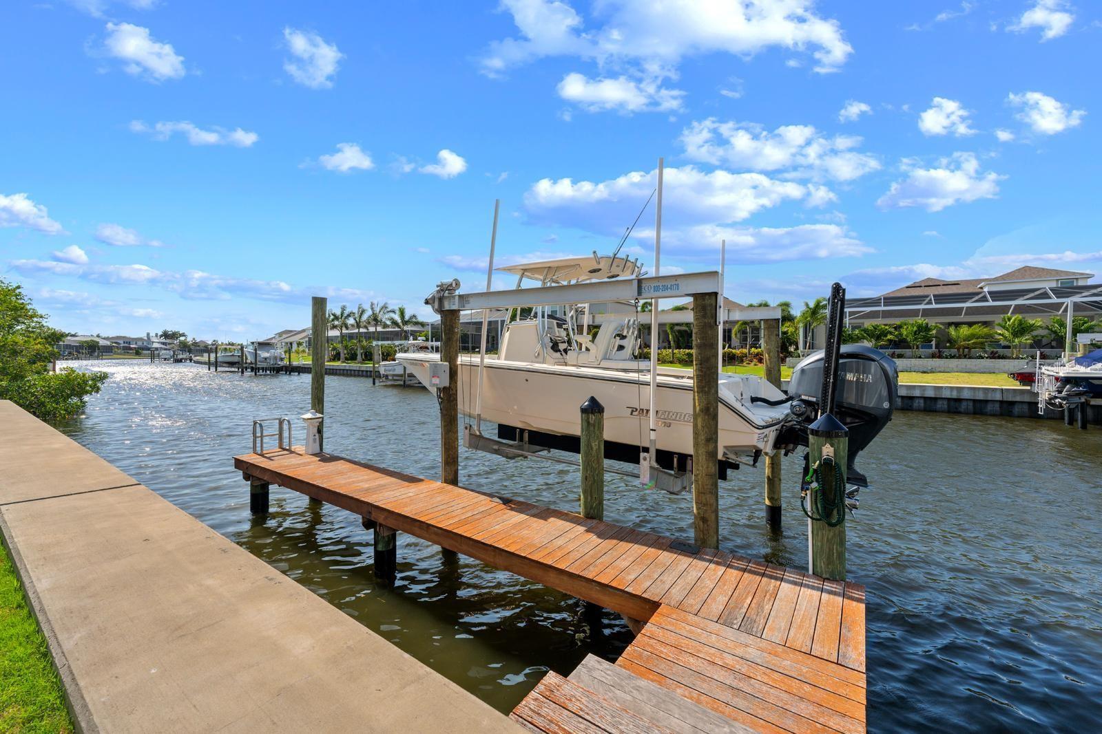 Image 37 of 45 For 703 Islebay Drive