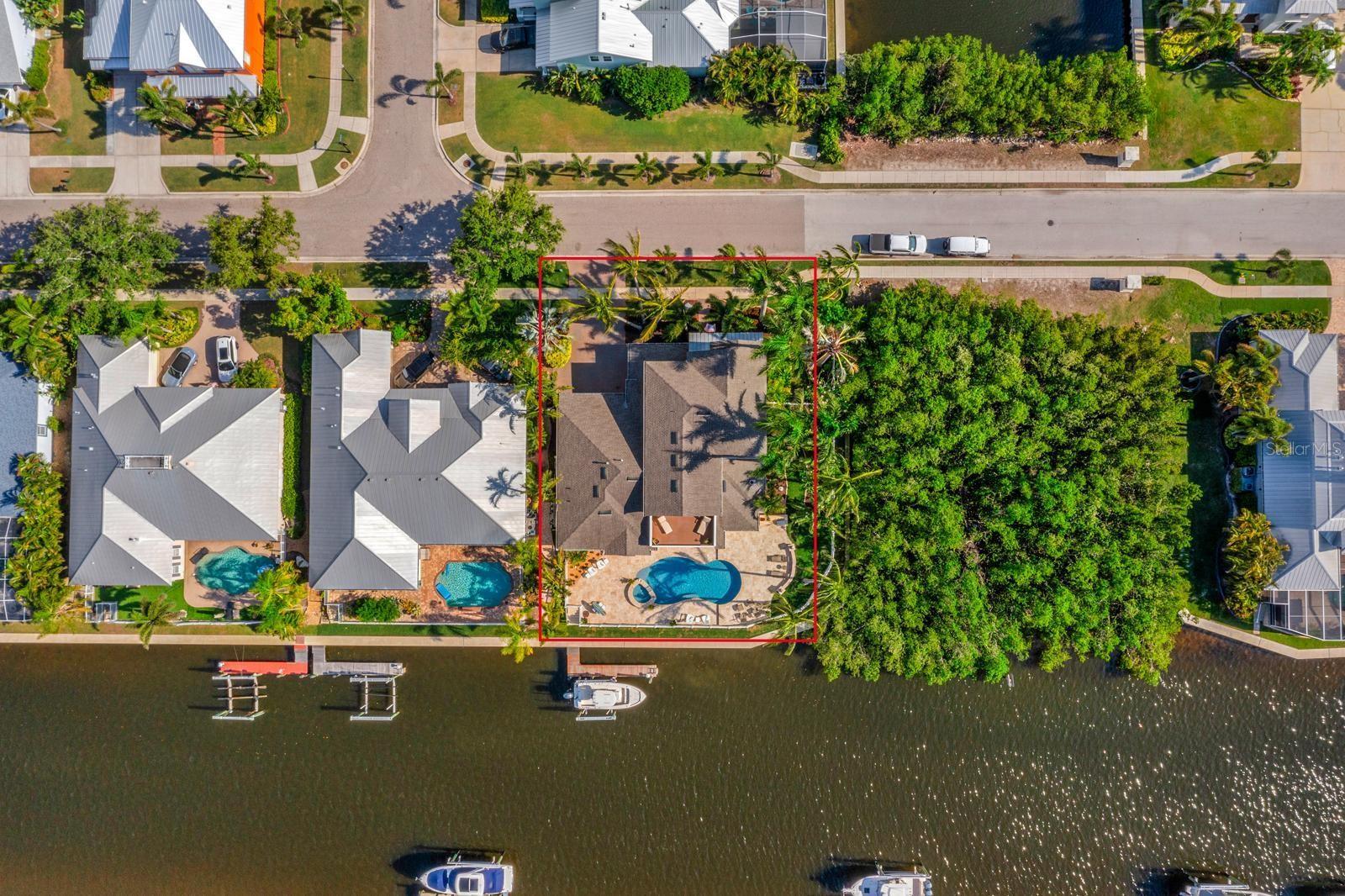 Image 39 of 45 For 703 Islebay Drive