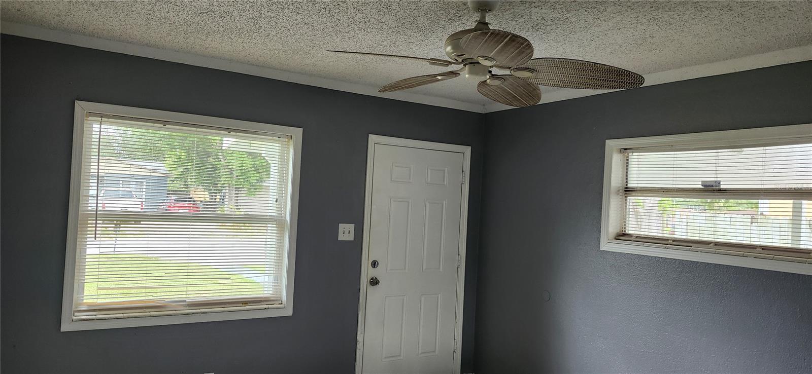 Image 14 of 16 For 5205 82nd Street