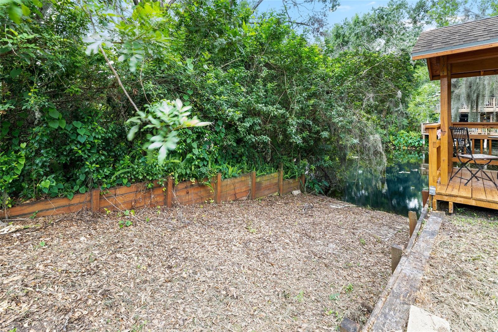 Image 36 of 47 For 14406 Middlefield Lane