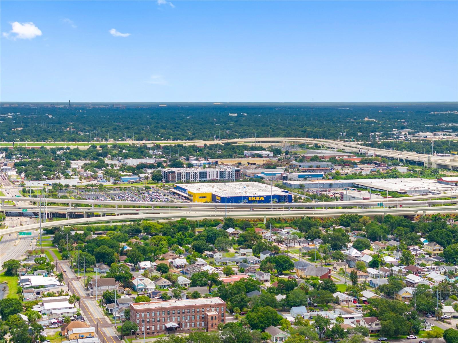Listing photo id 46 for 2012 Flagler Street