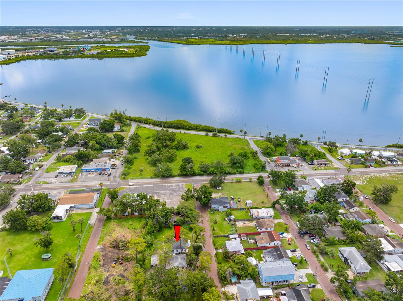 Listing photo id 51 for 2012 Flagler Street