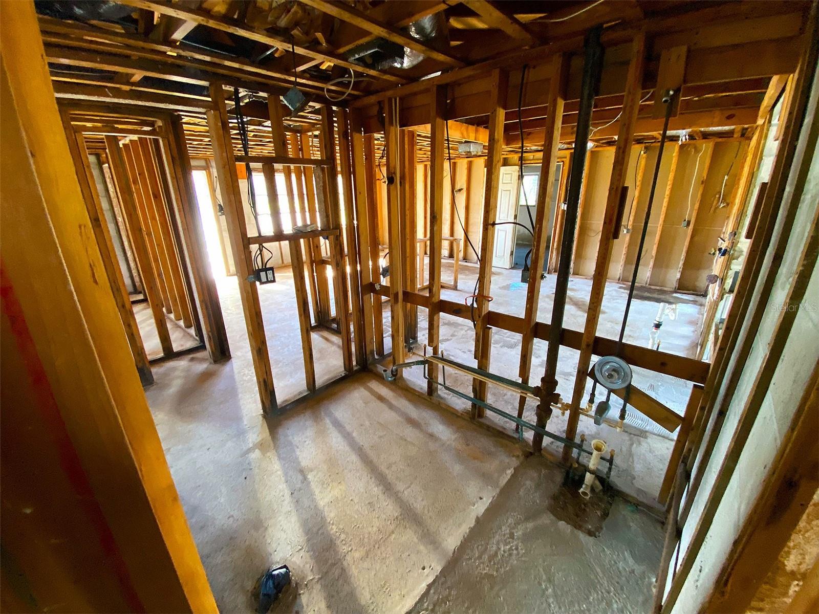 Image 10 of 15 For 13534 Evelane Drive