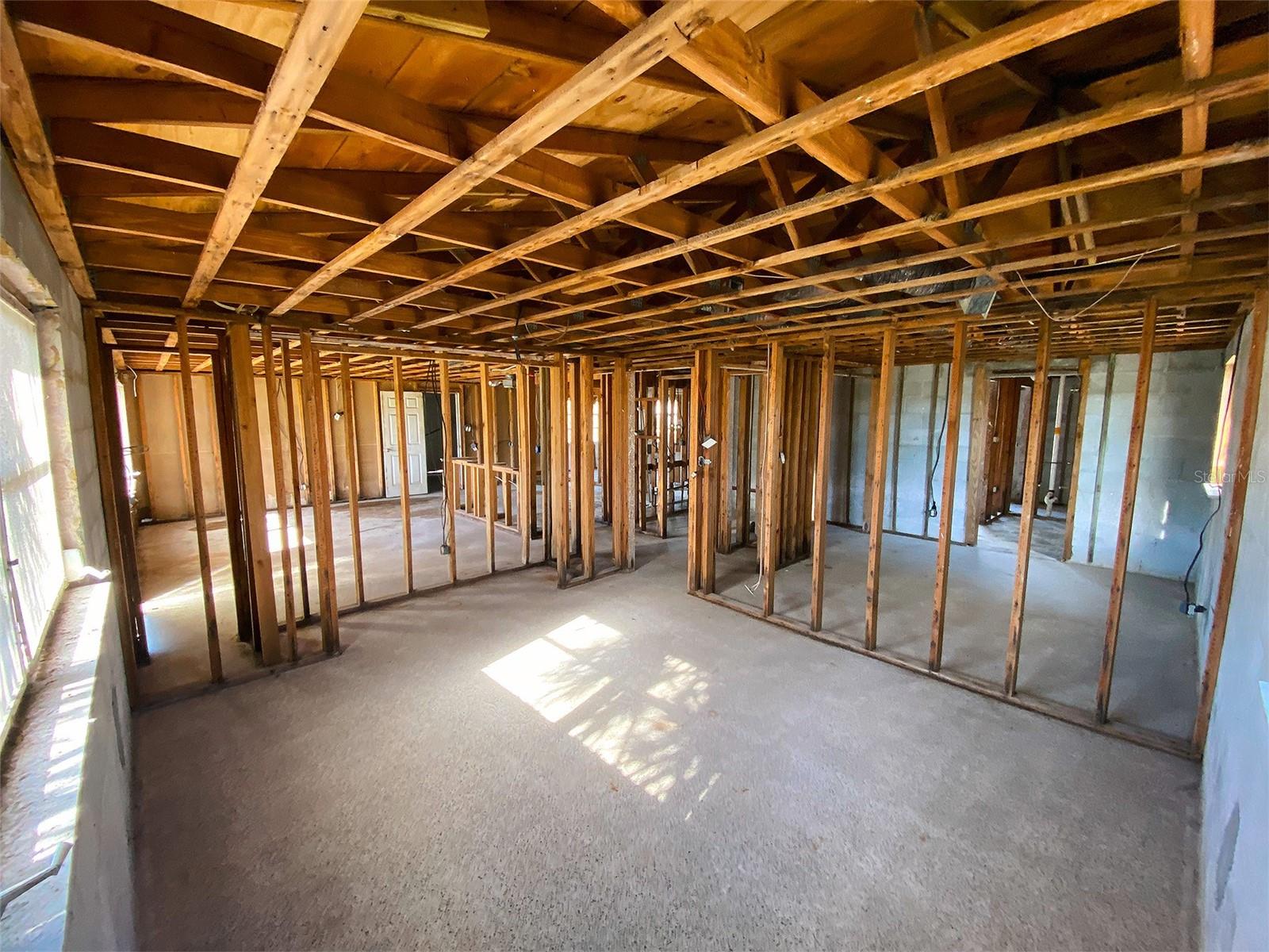 Image 12 of 15 For 13534 Evelane Drive