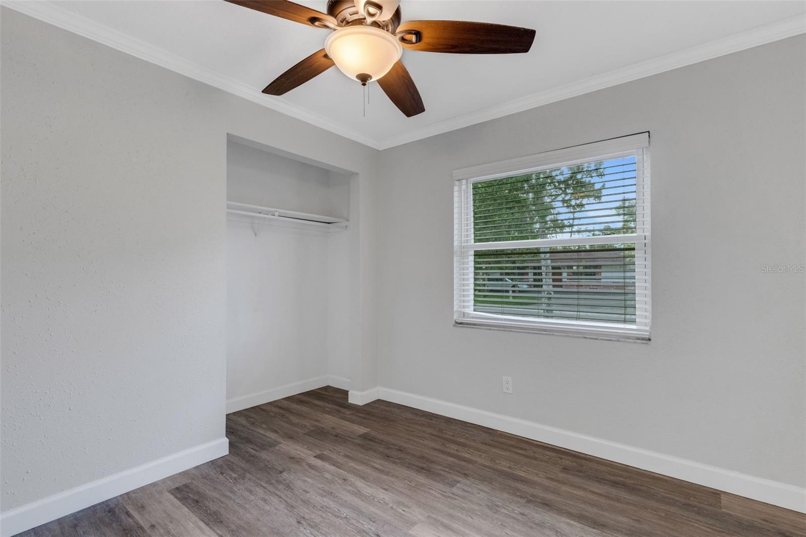 Image 32 of 41 For 270 Northeast Boulevard N