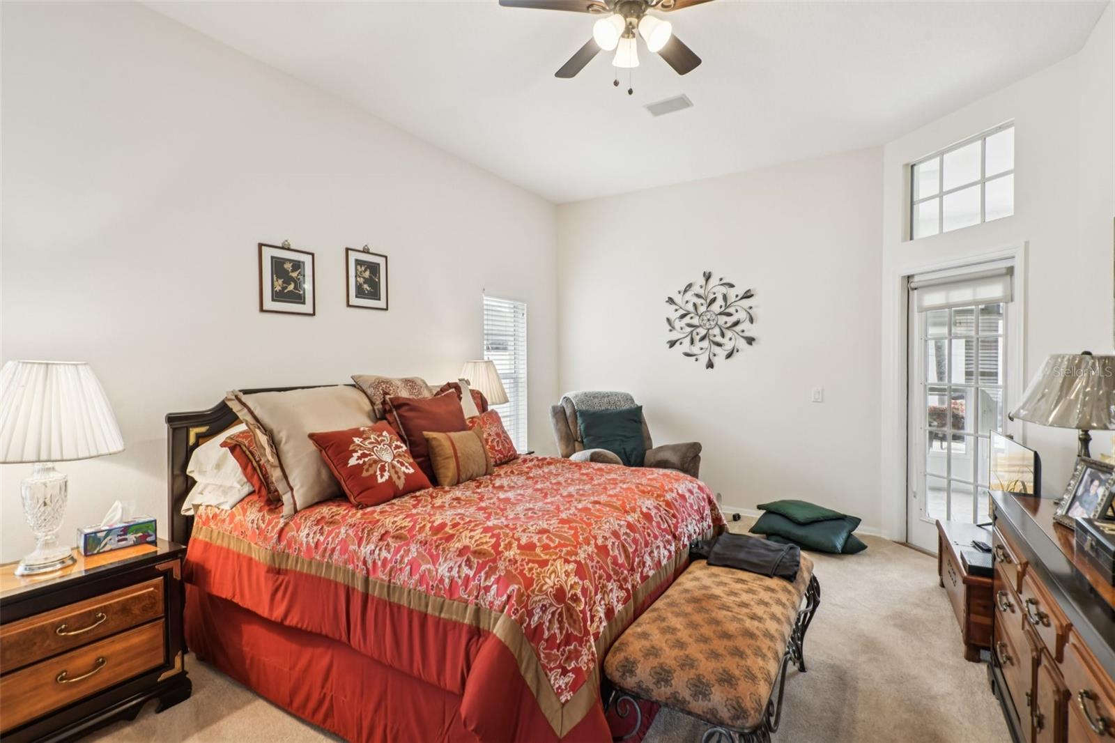 Listing photo id 18 for 8704 Cypress Lakes Boulevard