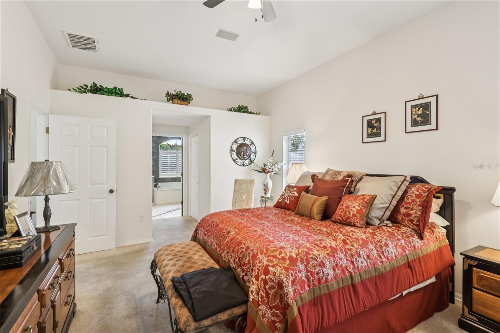 Listing photo id 20 for 8704 Cypress Lakes Boulevard