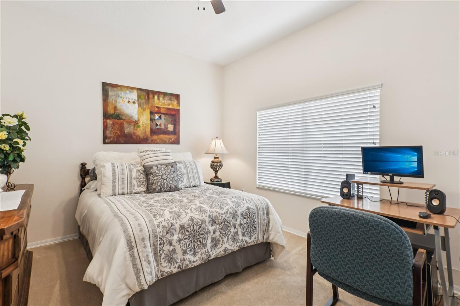 Listing photo id 25 for 8704 Cypress Lakes Boulevard
