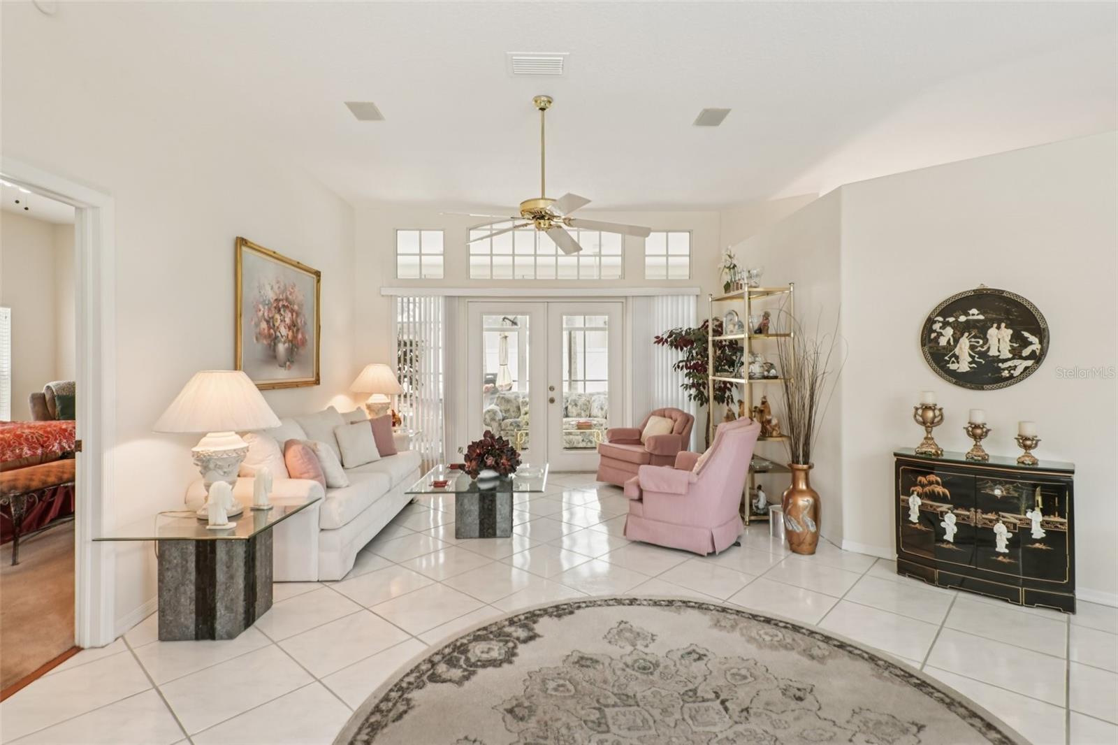 Listing photo id 4 for 8704 Cypress Lakes Boulevard