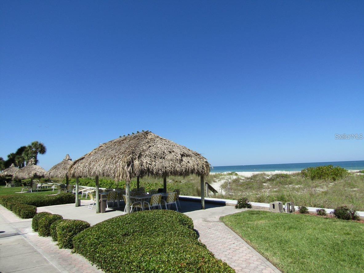 Image 26 of 30 For 1430 Gulf Boulevard 408