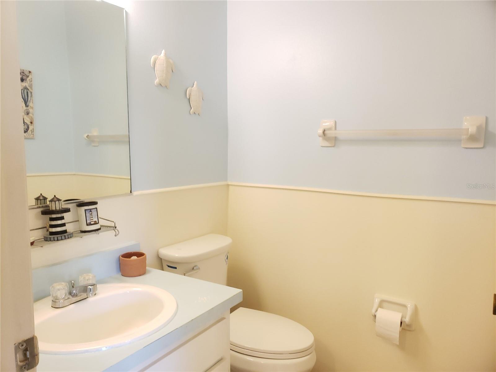 Image 11 of 16 For 2227 Grenadier Drive 140