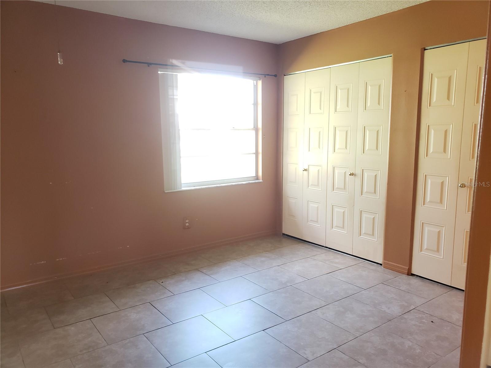 Image 12 of 16 For 2227 Grenadier Drive 140
