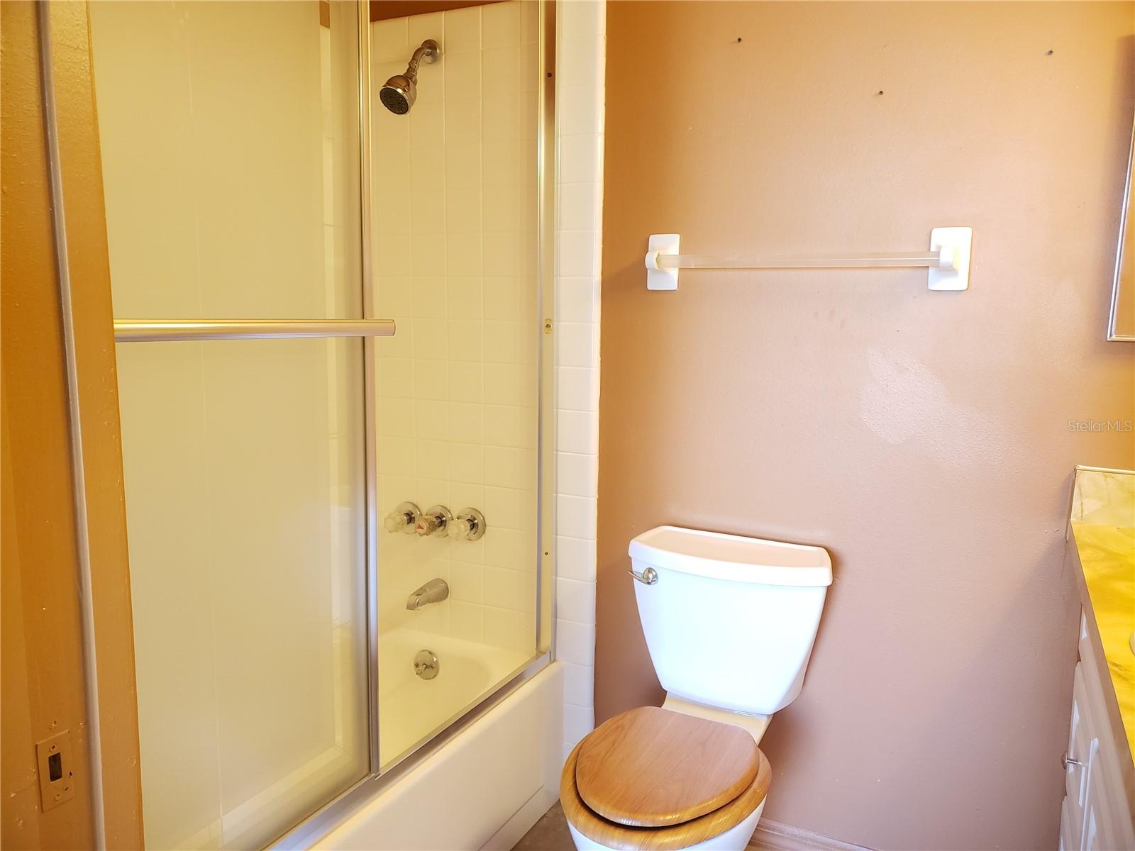 Image 15 of 16 For 2227 Grenadier Drive 140