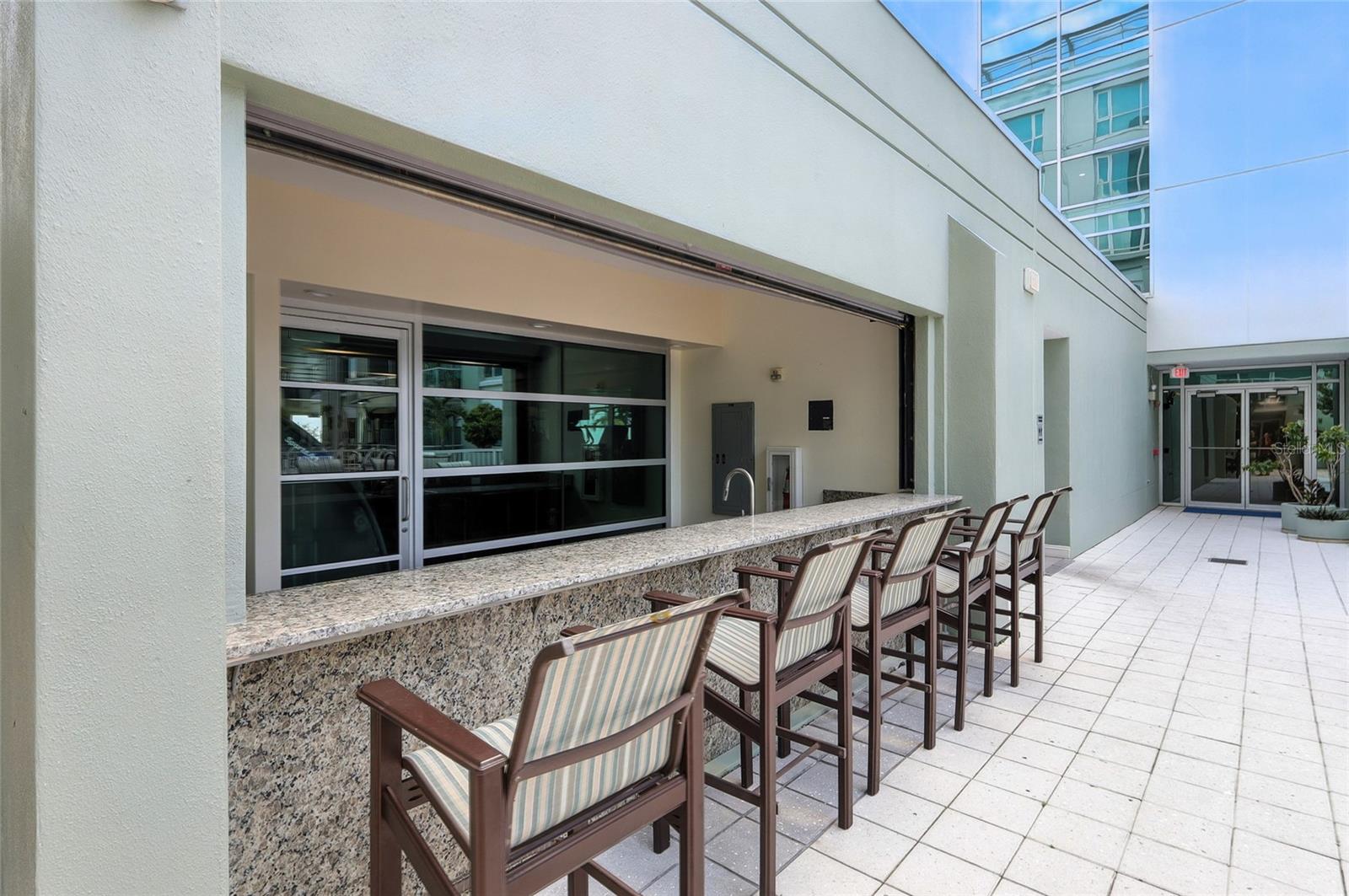 Listing photo id 21 for 111 12th Street 1302