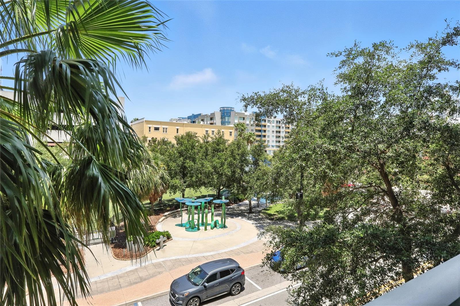 Listing photo id 33 for 111 12th Street 1302