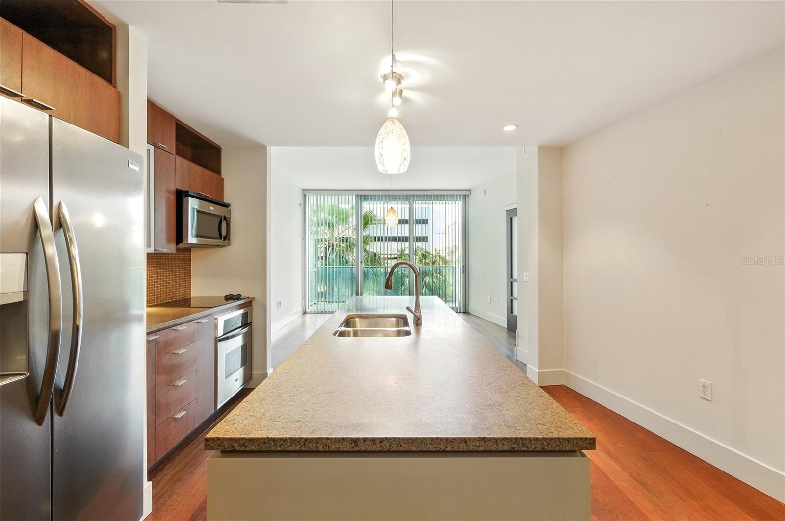 Listing photo id 2 for 111 12th Street 1302