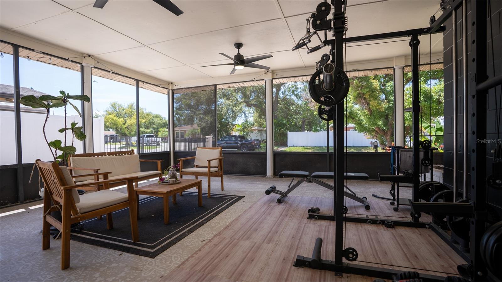 Listing photo id 17 for 6509 Sawyer Place
