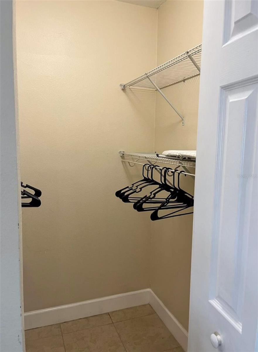 Listing photo id 45 for 6509 Sawyer Place